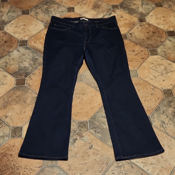 Levi's Denim - LEVI'S High Rise Bootcut Women's Dark Blue Jeans Size W34- L30.